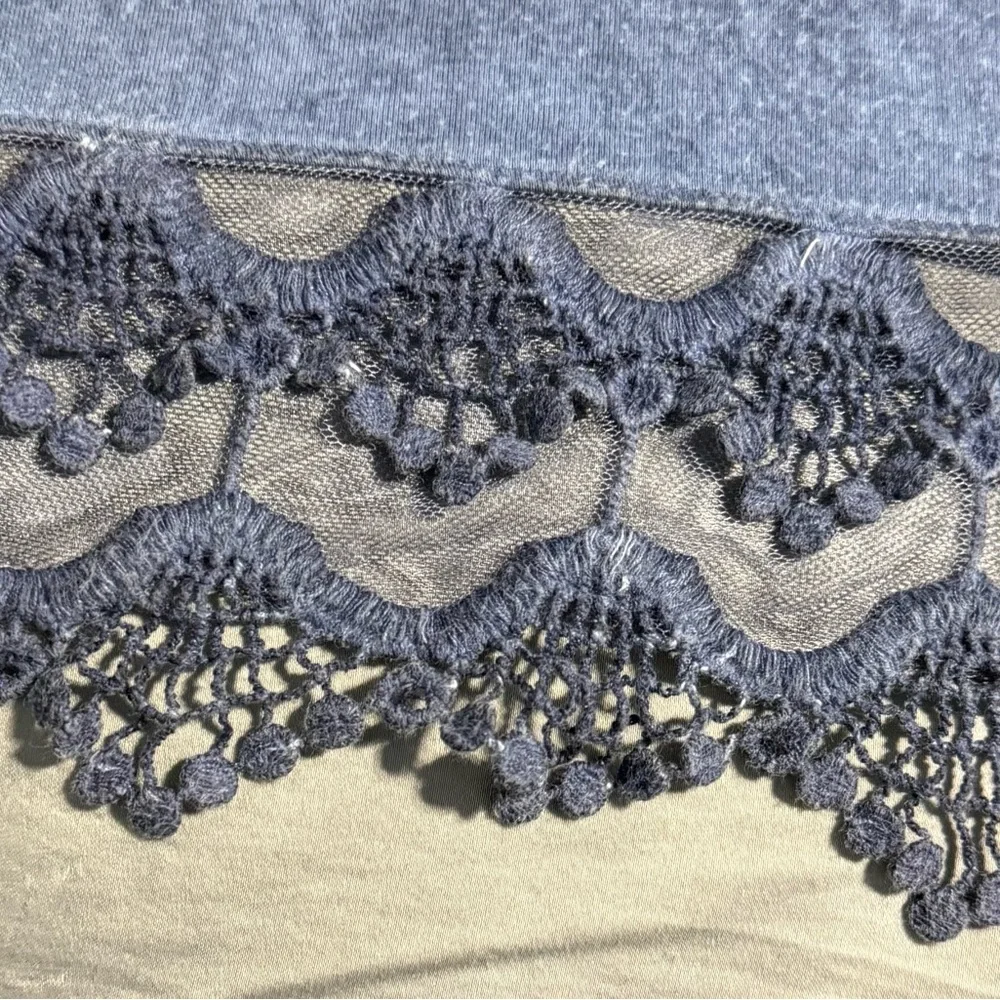 Knox Rose washed blue Lace Accent tank top long length - Picture 6 of 6